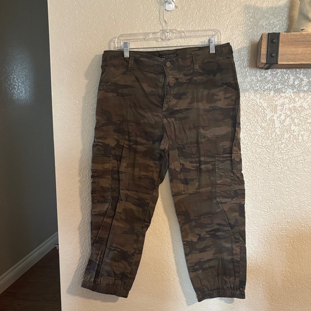 Sanctuary Women’s Brown Camouflage Cargo Pants